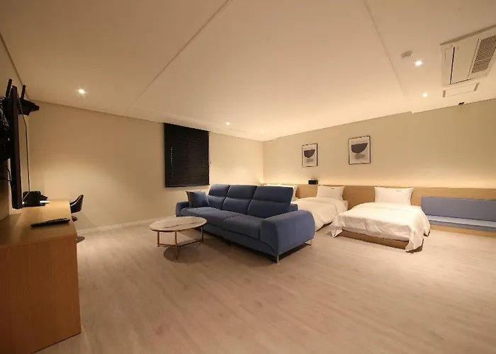 ホテル Leesundeok 3*