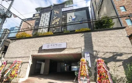 Leesundeok 3*